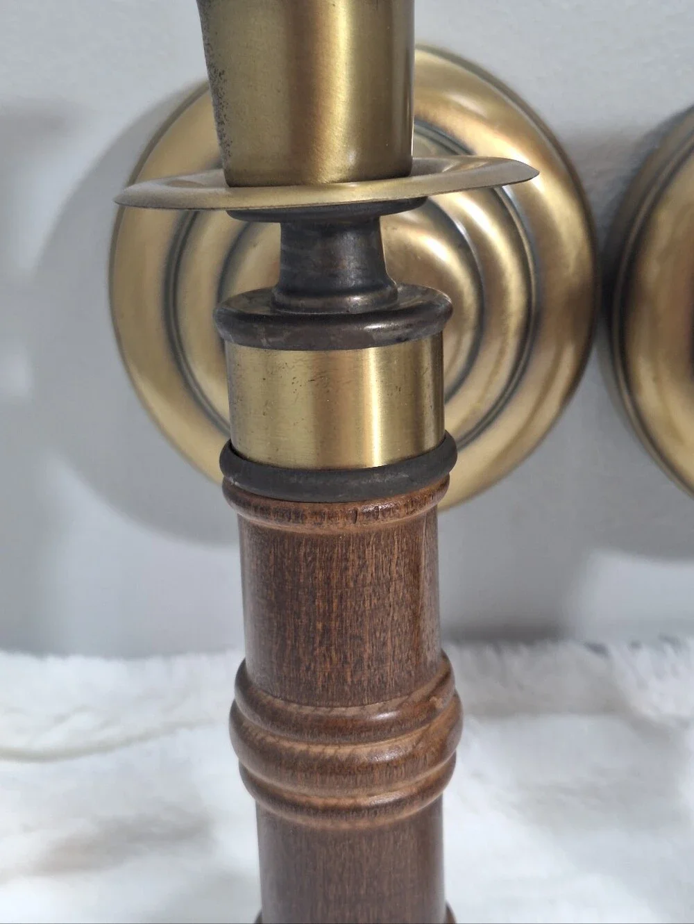 Vtg Set Of 2 Homco Wood & Antique Brass Tone Wall Sconces Candlestick Holders